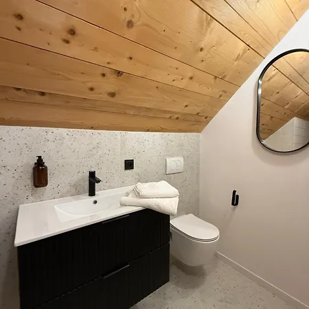 Apartment Loges De
