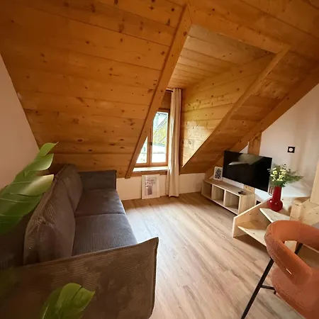 Loges De * Chanaz