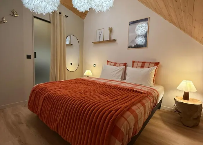 Loges De *